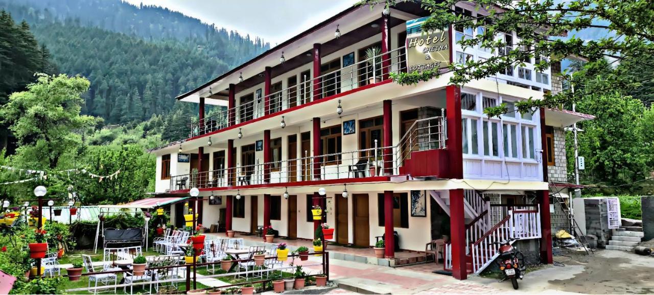 Hotel Chetna Manāli Exteriér fotografie