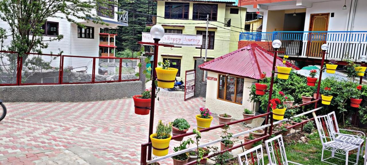 Hotel Chetna Manāli Exteriér fotografie