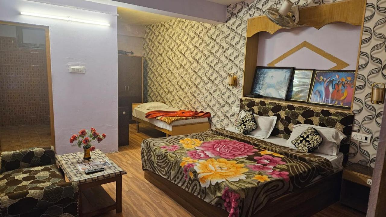Hotel Chetna Manāli Exteriér fotografie