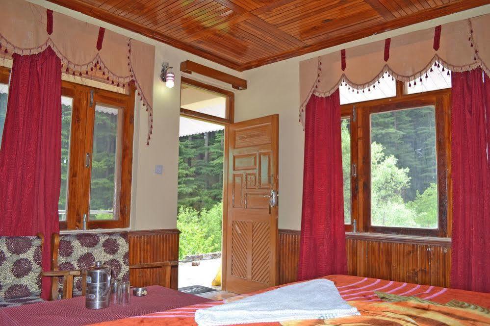 Hotel Chetna Manāli Exteriér fotografie